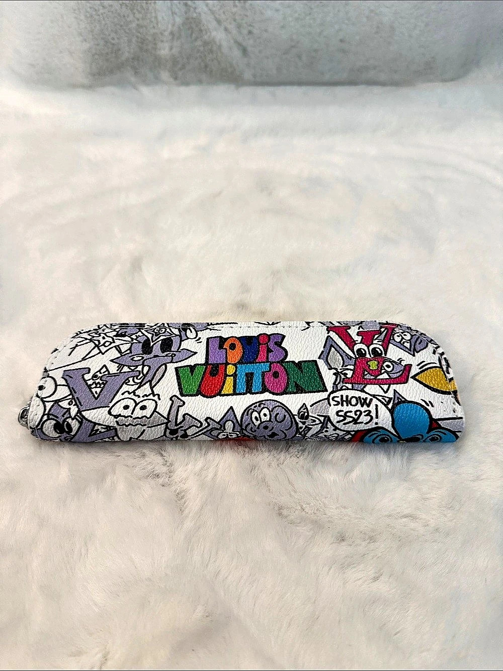 NWOT Source Unknown Trameau Elizabeth Pencil Pouch Monogram Comics